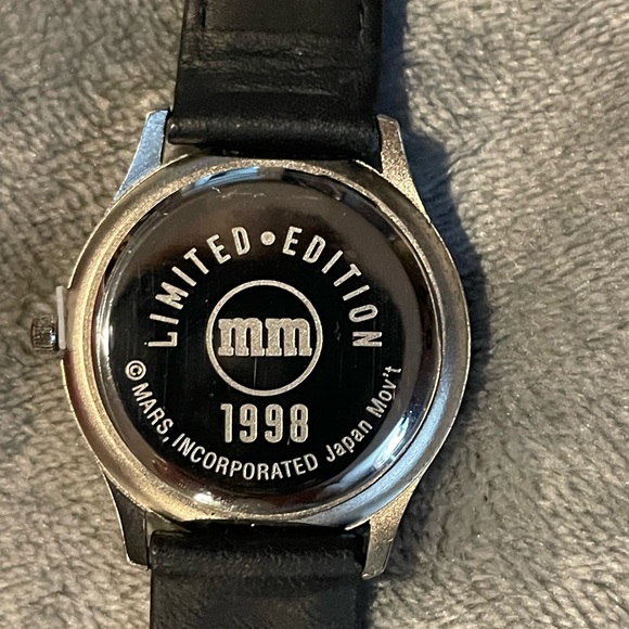 Vintage M&M stuffed and watch from 1998. - Picture 5 of 10